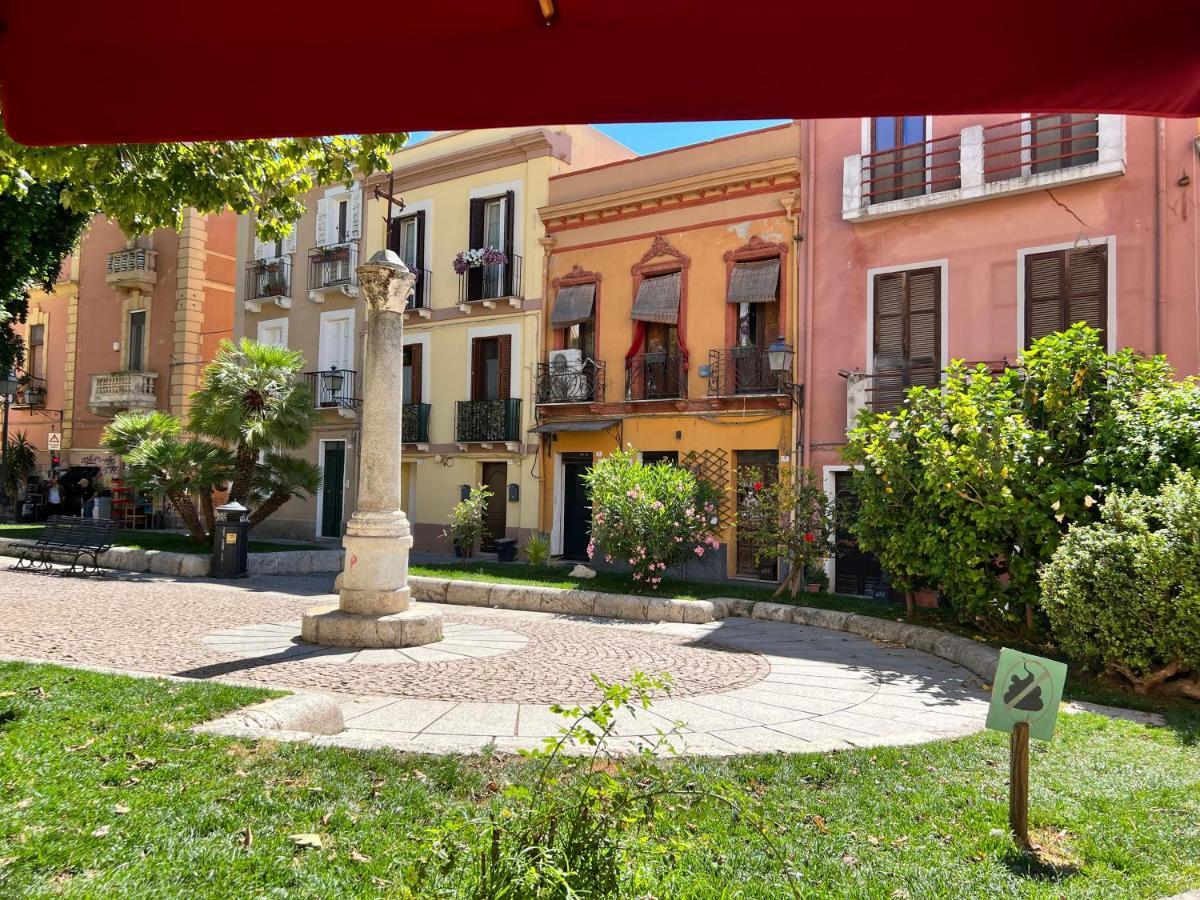 La Casa Di Ale Nel Centro Storico Di Cagliari Exterior foto